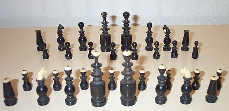 Chess figurines